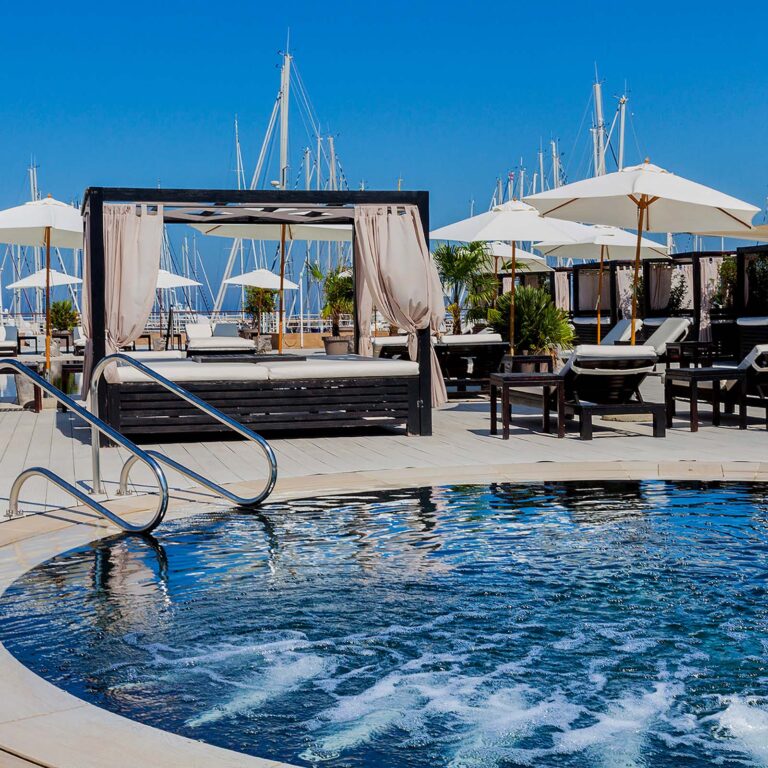 Yacht-Club-Pool-2.jpg